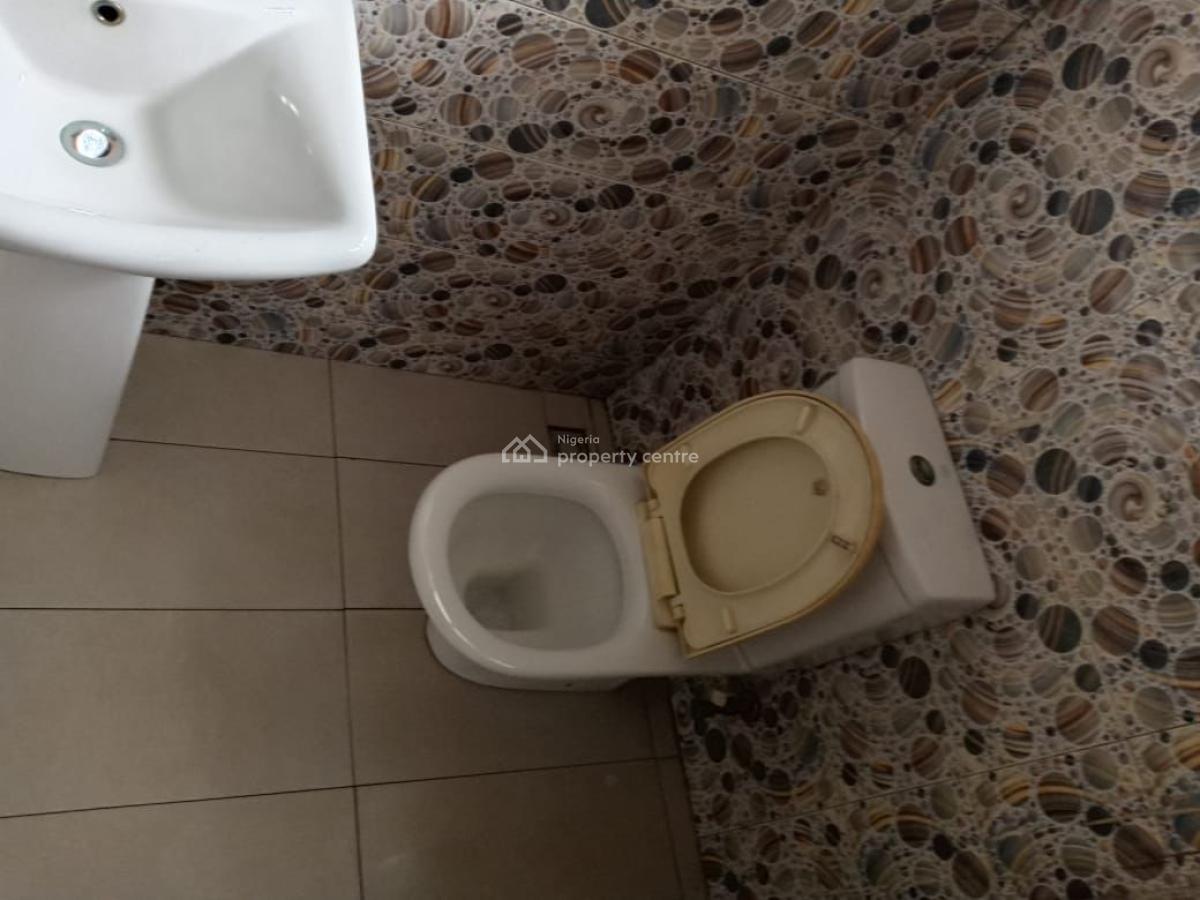 One Room Bq, John Okeafor St., Agungi, Lekki, Lagos, Self Contain (single Rooms) for Rent