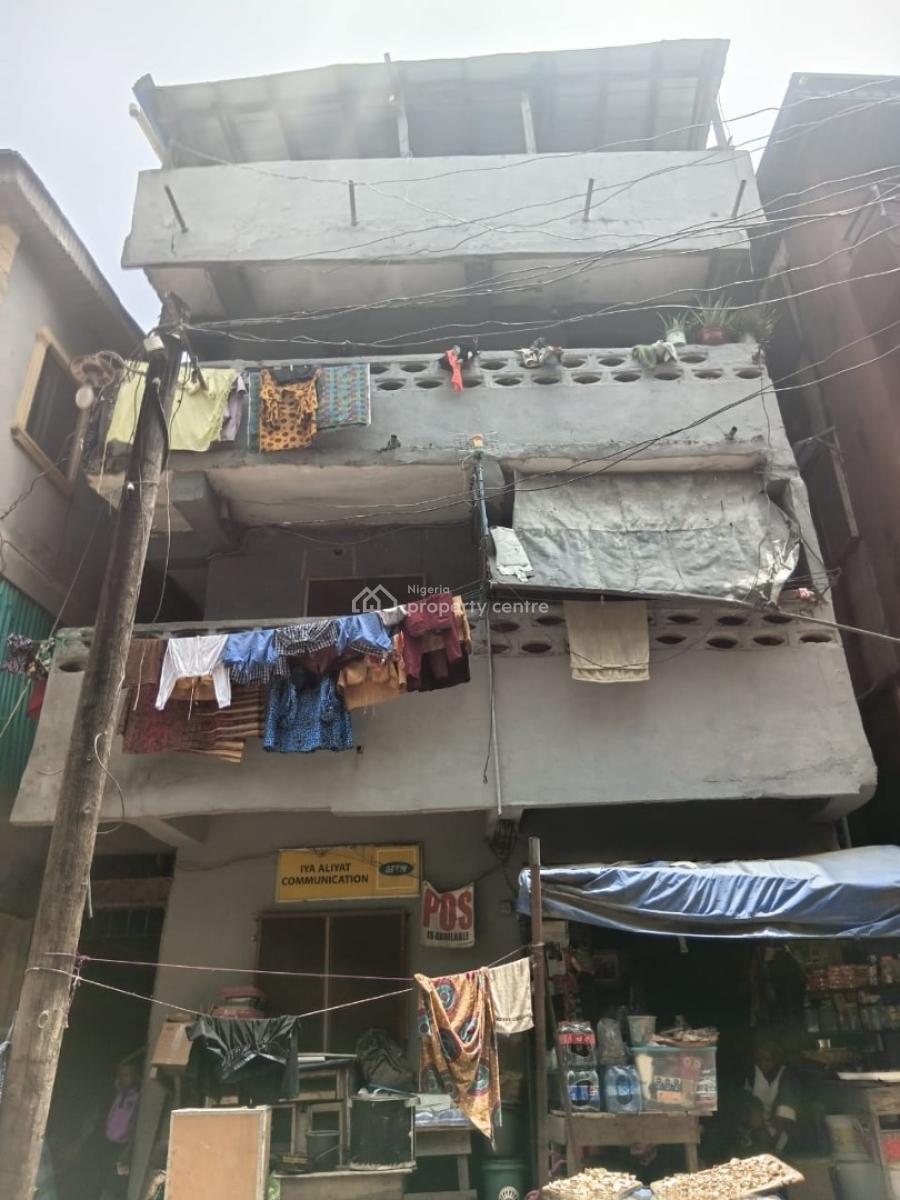 Strategically Located 3-storey Building, Grissith Street Lagos Island, C.m.s, Lagos Island, Lagos, Commercial Property for Sale