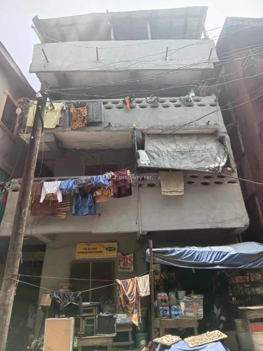 Strategically Located 3-storey Building, Grissith Street Lagos Island, C.m.s, Lagos Island, Lagos, Commercial Property for Sale