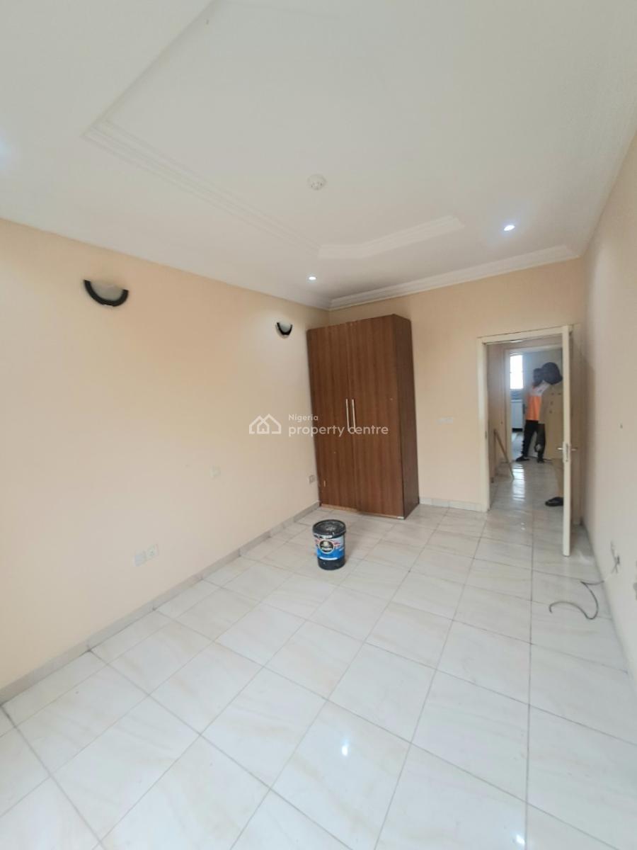 Well Built 3 Bedroom Apartment with Bq in a Gated Estate, Idado, Lekki, Lagos, Flat / Apartment for Rent