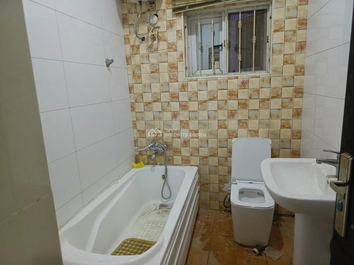 Luxury 3 Bedroom Flat with Bq, Guzape District, Abuja, Flat / Apartment for Rent