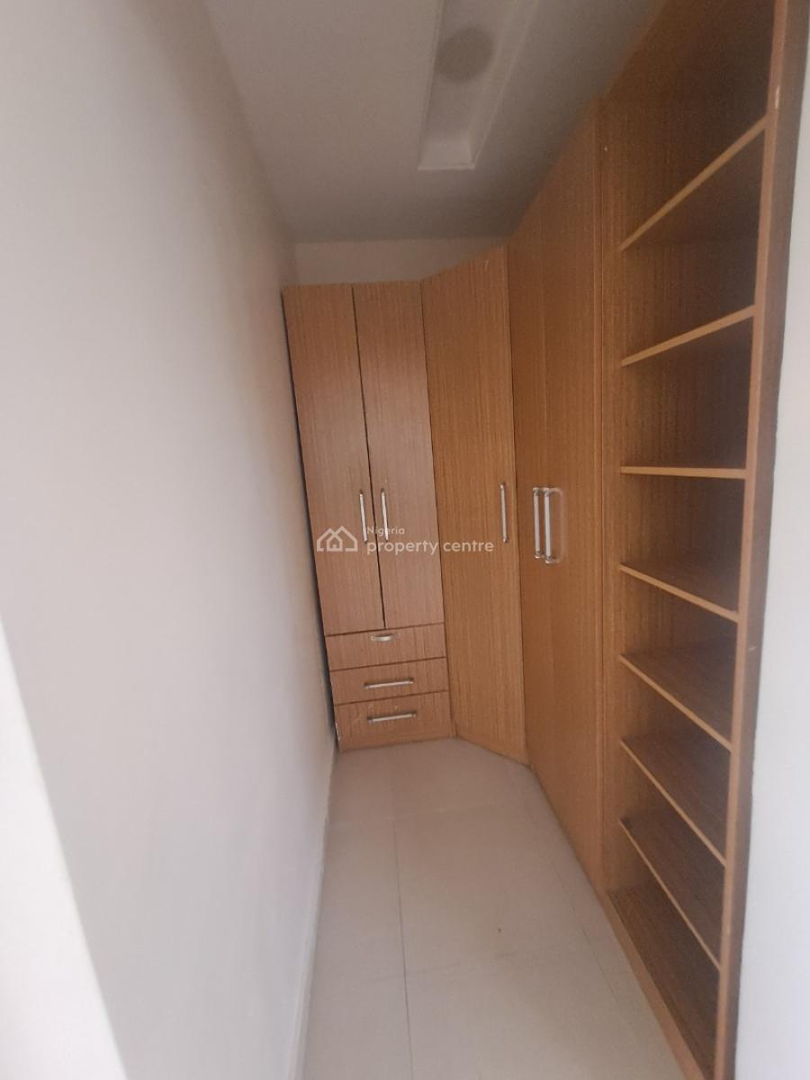 Well Built 5 Bedroom Terraced Duplex with Bq in a Gated Estate, Ikate, Lekki, Lagos, Terraced Duplex for Rent