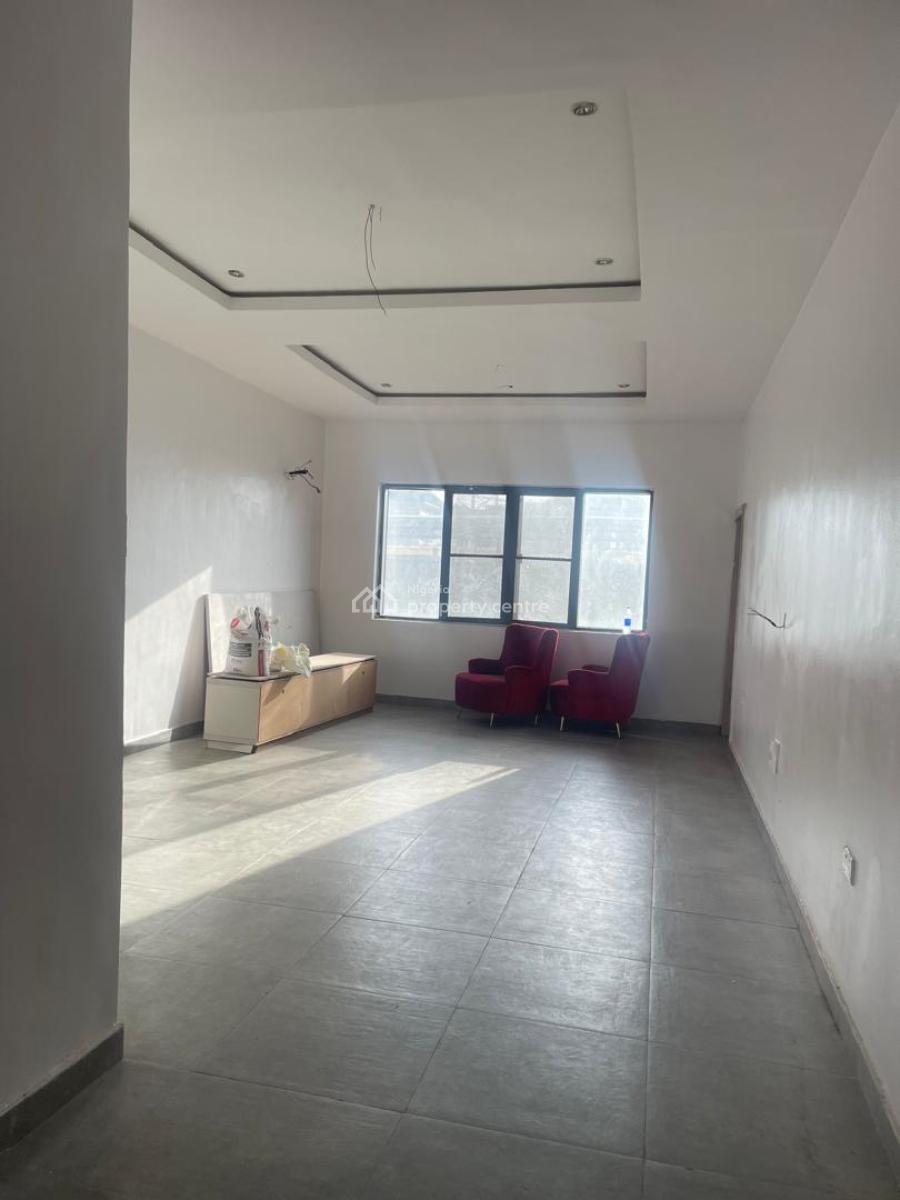 Well Maintained 2 Bedrooms, Chevron Drive, Lekki, Lagos, House for Rent