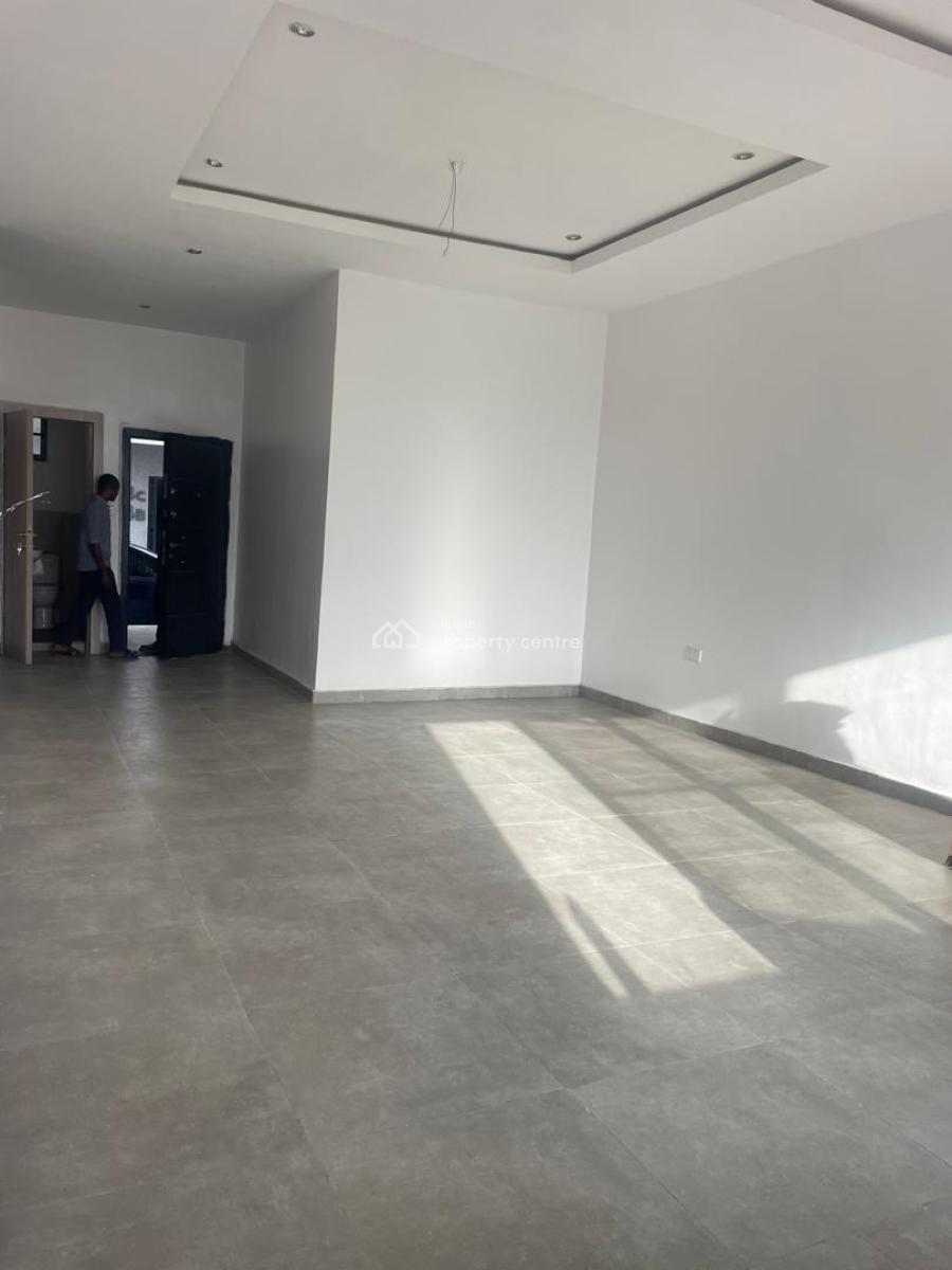 Well Maintained 2 Bedrooms, Chevron Drive, Lekki, Lagos, House for Rent