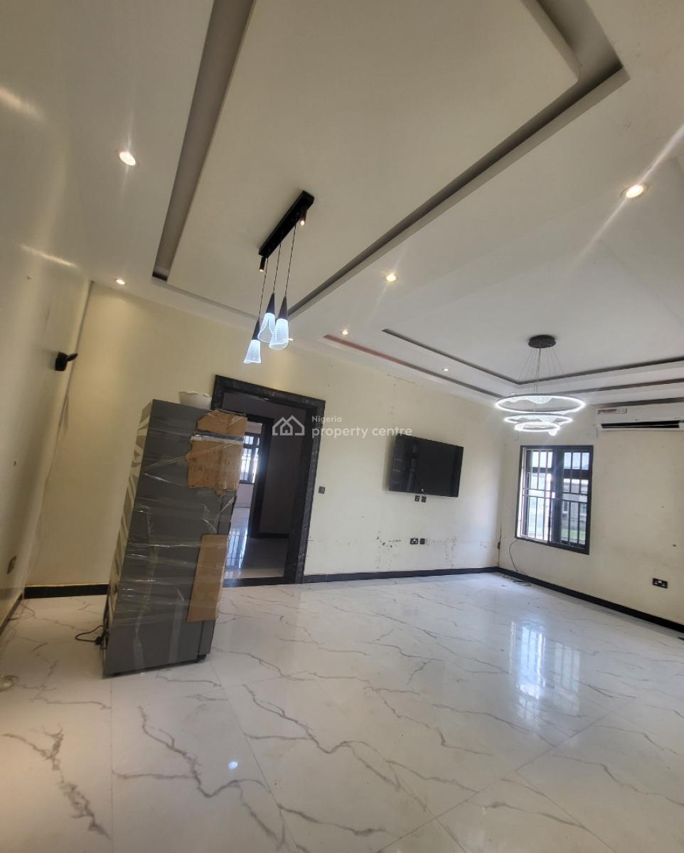 Luxurious Massive 3 Bedroom Flat, By Tipper Garage, Jahi, Abuja, Flat / Apartment for Rent