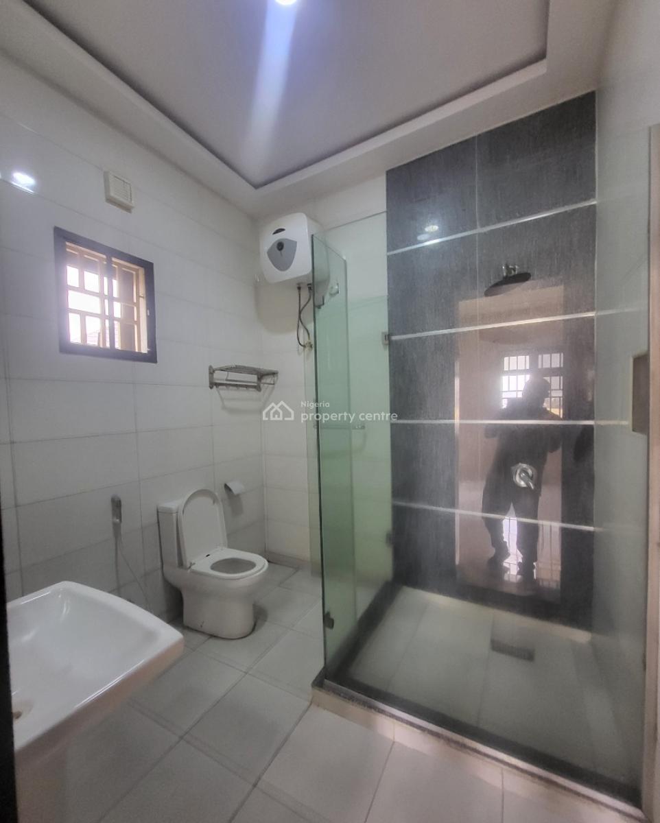 Luxurious Massive 3 Bedroom Flat, By Tipper Garage, Jahi, Abuja, Flat / Apartment for Rent