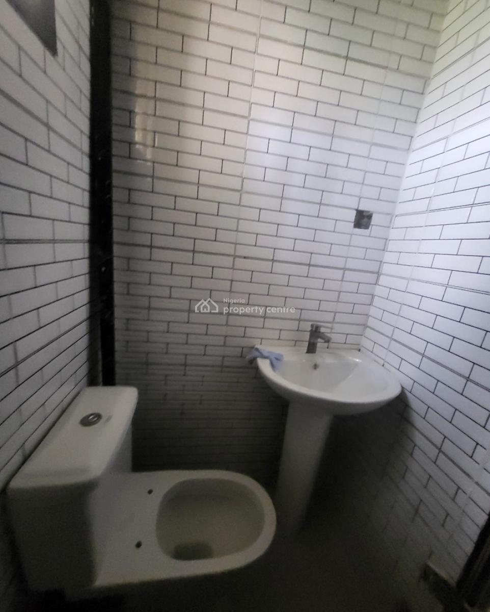 Luxurious Massive 3 Bedroom Flat, By Tipper Garage, Jahi, Abuja, Flat / Apartment for Rent