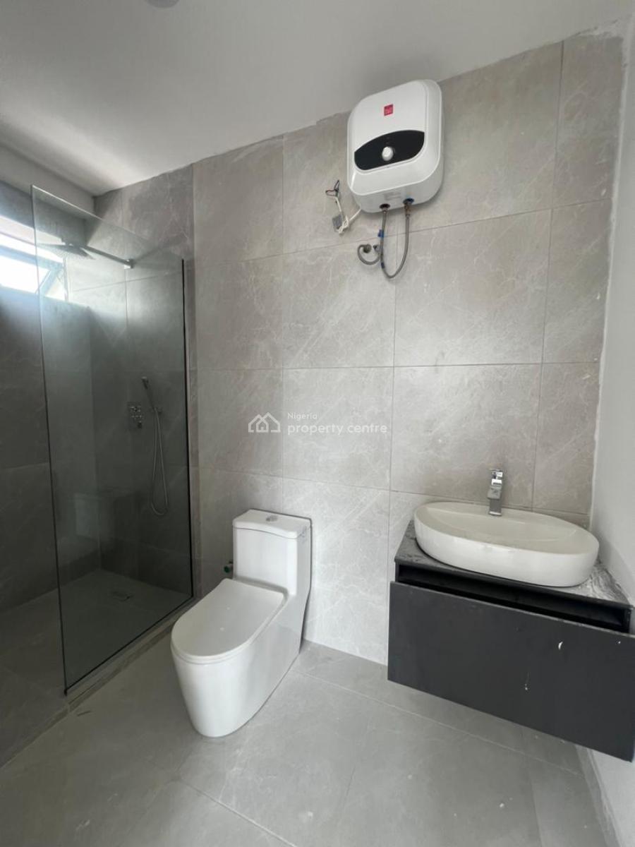 Stylish 3 Bedroom Apartment with Bq, Pool, & Gym in a Secure Estate, Admiralty, Lekki Phase 1, Lekki, Lagos, Flat / Apartment for Rent