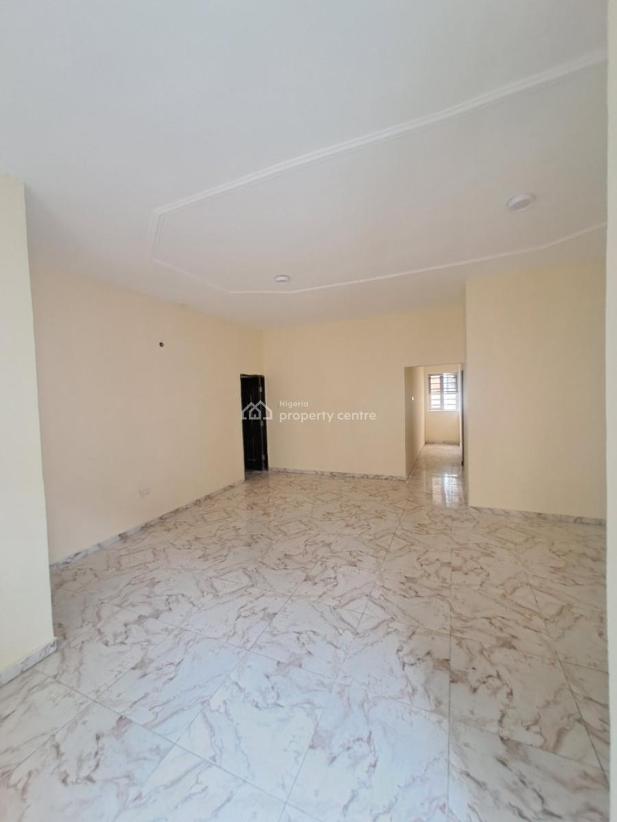 Well Built 3 Bedroom Apartment in a Gated Estate, Osapa, Lekki, Lagos, Flat / Apartment for Rent