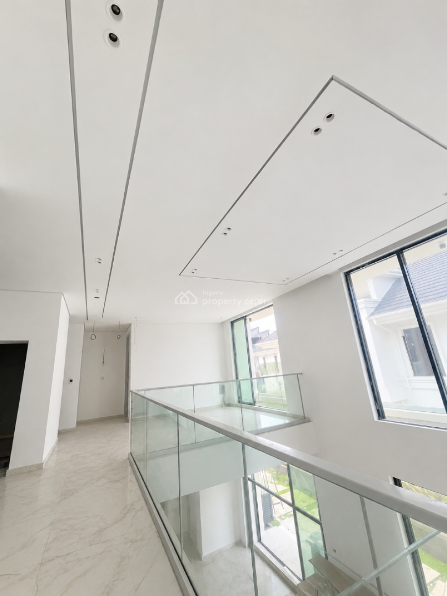 2 Fully Furnished 5 Bedroom Semi Detached Penthouse with 2 Bq, Lekki Phase 1, Lekki, Lagos, House for Sale
