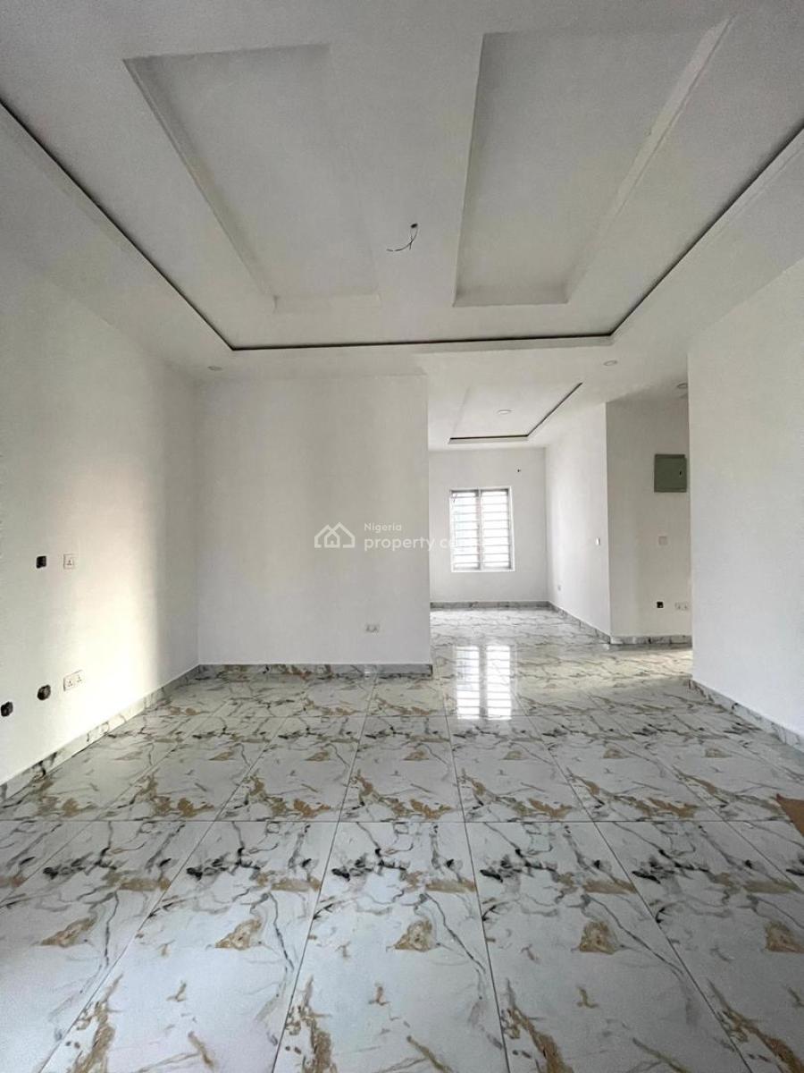 2 Bedroom Apartment, Mobil Road, Ajah, Lagos, Flat / Apartment for Rent