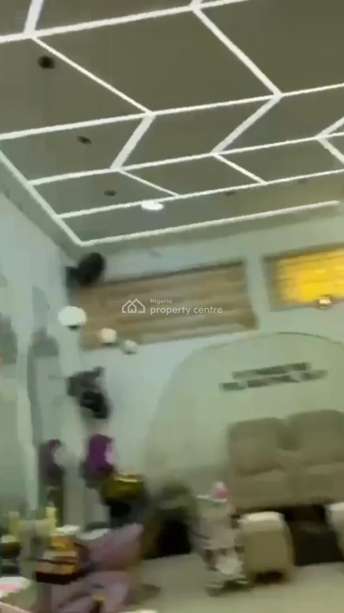 Unisex Ground Floor Salon for Lease, Fully Furnished, Wuse 2, Abuja, Shop for Rent