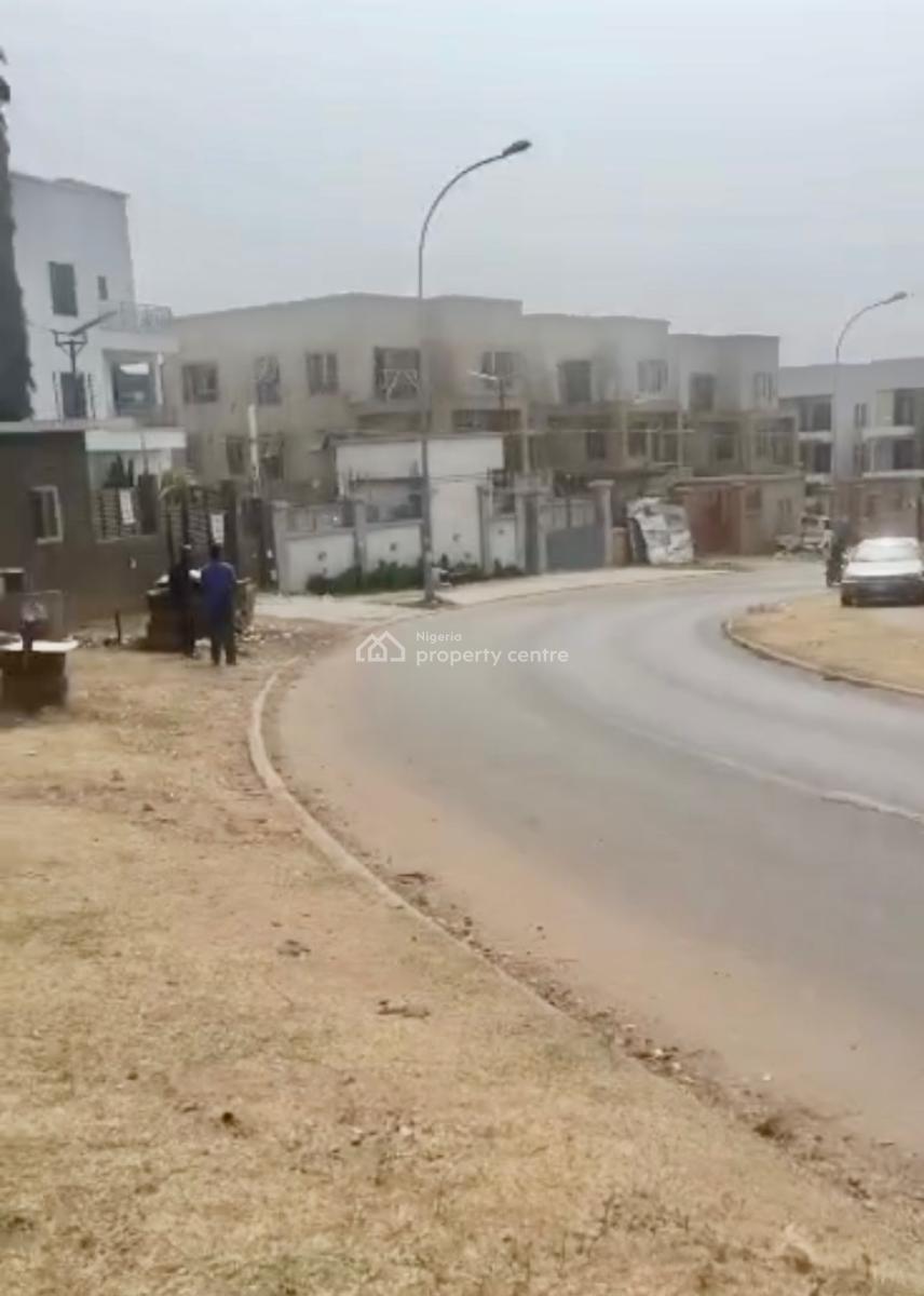 Super Location: By C O Z a Investment Opportunity Area 1,900sqm Plots, Main, Guzape District, Abuja, Land for Sale