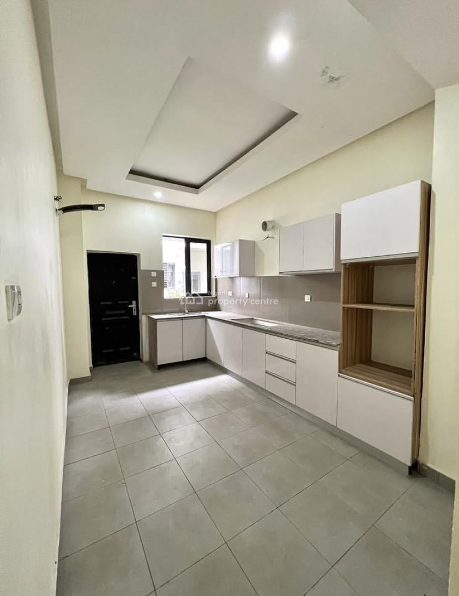 4 Bedroom Terrace Duplex, D Atlantic Estate, Ologolo, Lekki, Lagos, Terraced Duplex for Rent