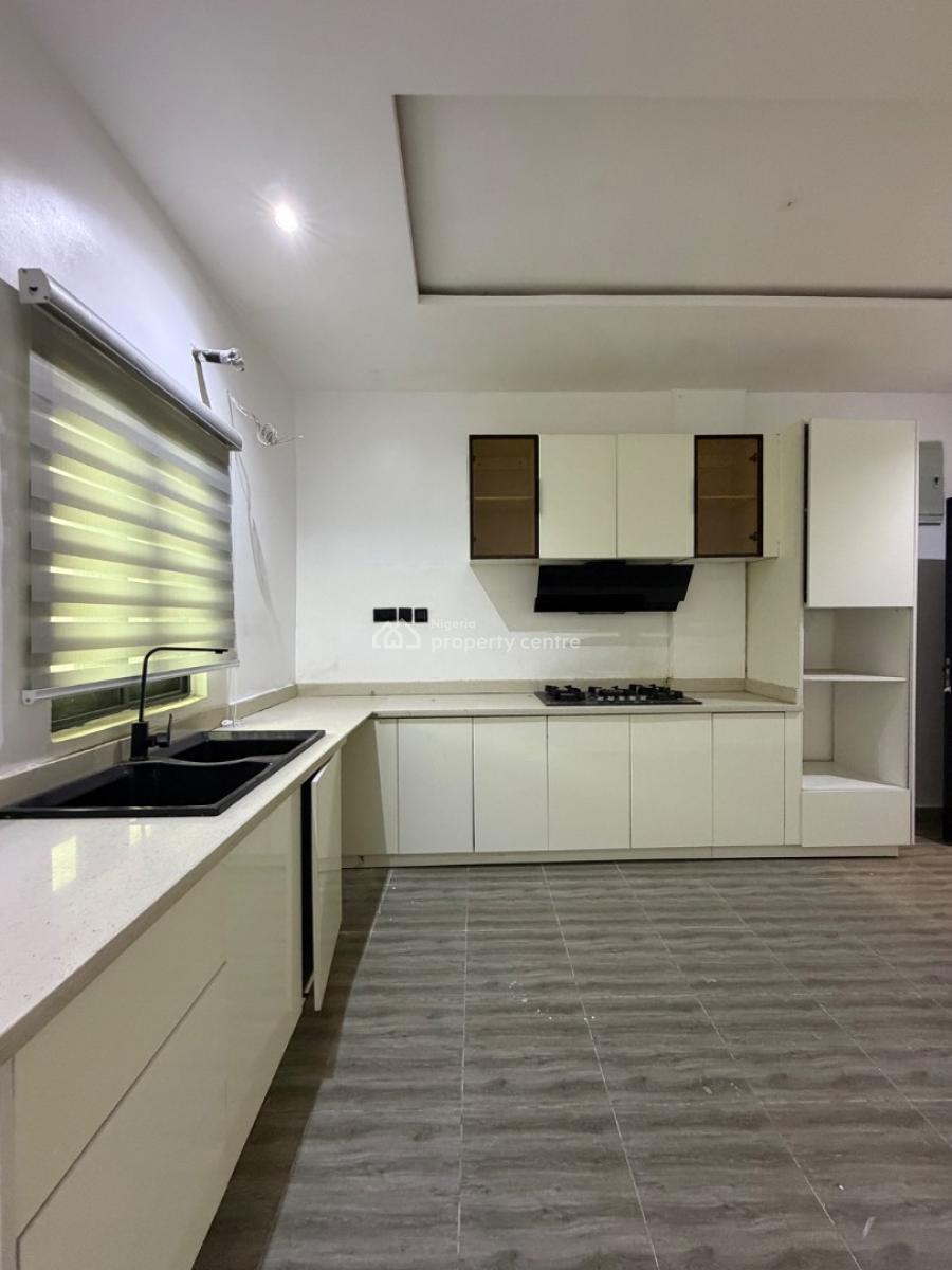 Well Built 2 Bedroom Apartment with Elevator, Ikate, Lekki, Lagos, Flat / Apartment for Rent