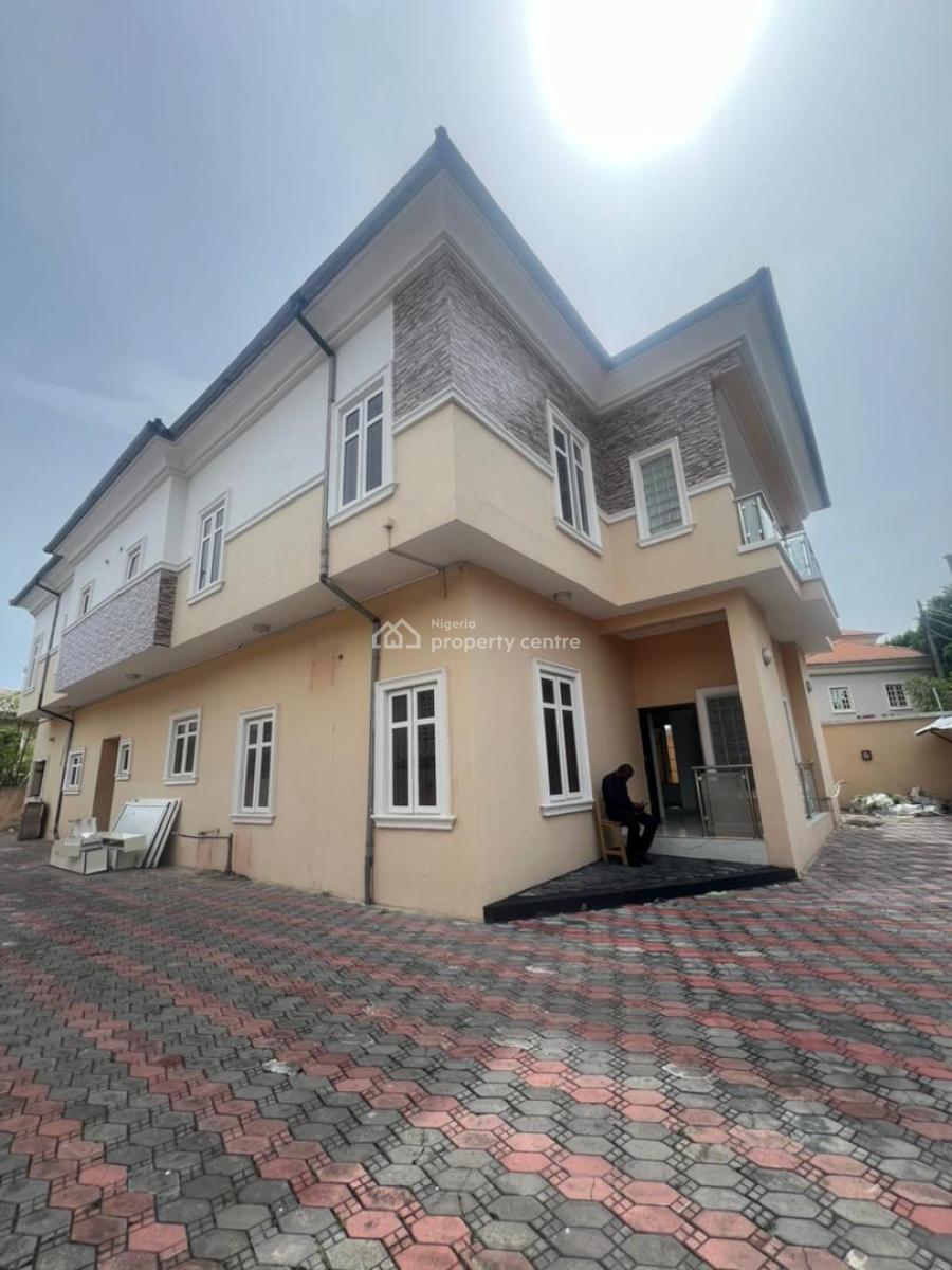 Stunning 5 Bedroom Fully Detached Duplex with Bq in a Secure Estate, Lekki Phase 1, Lekki, Lagos, Detached Duplex for Rent
