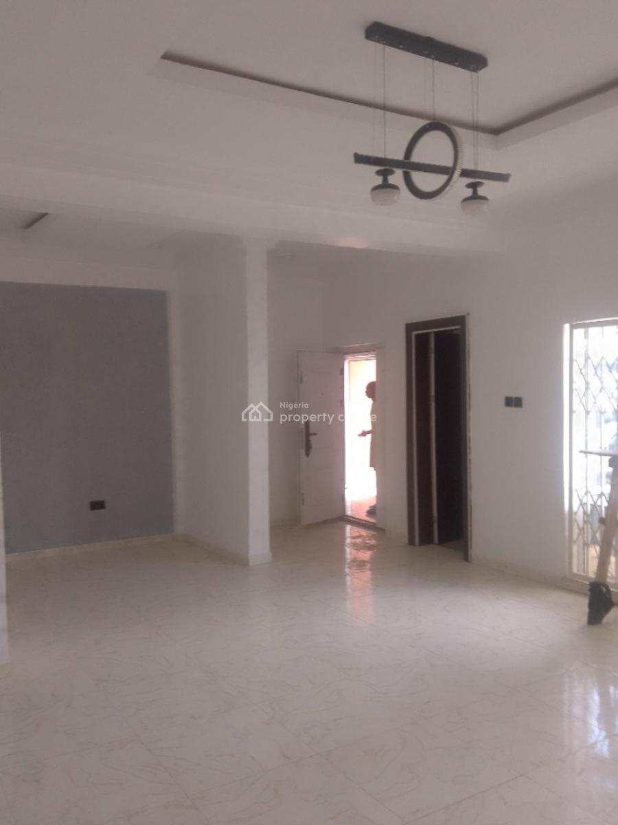 Luxury Spacious 3 Bedrooms Flat with Modern Design in Serene Environment, Gwarinpa, Abuja, Flat / Apartment for Rent