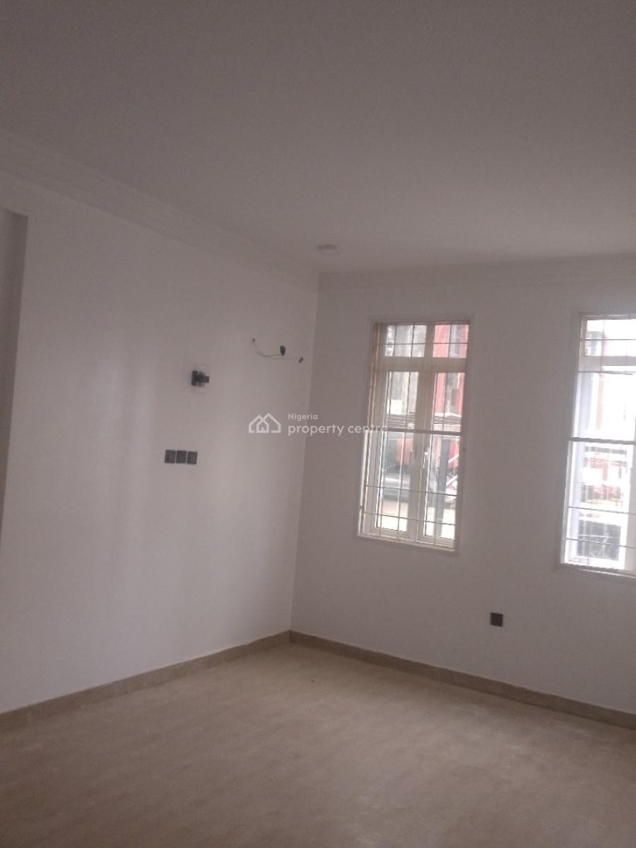 Luxury Spacious 3 Bedrooms Flat with Modern Design in Serene Environment, Gwarinpa, Abuja, Flat / Apartment for Rent
