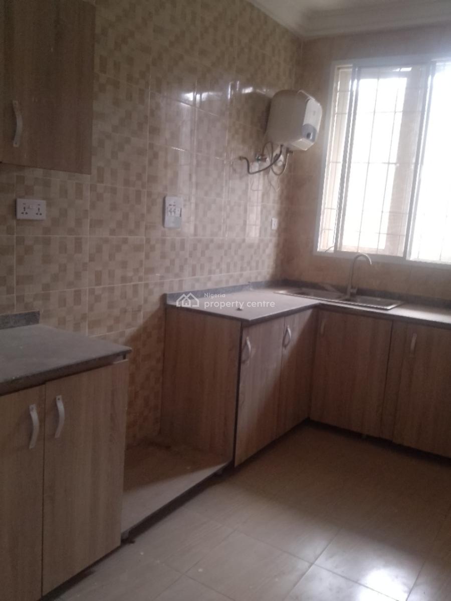 Luxury Spacious 3 Bedrooms Flat with Modern Design in Serene Environment, Gwarinpa, Abuja, Flat / Apartment for Rent