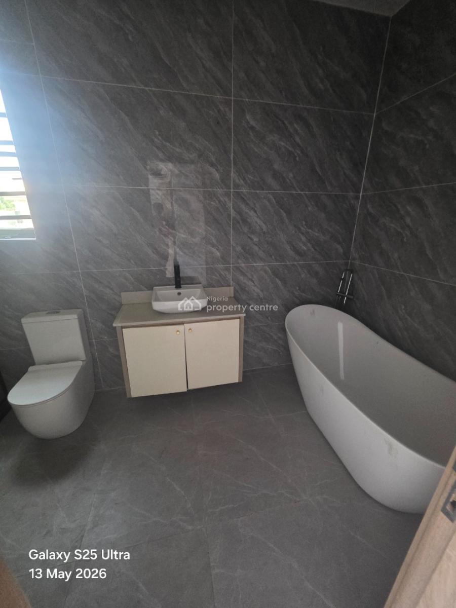 5 Bedroom Semi Detached Bedroom Duplex with Bq, Admiralty Way, Lekki Phase 1, Lekki, Lagos, Semi-detached Duplex for Sale