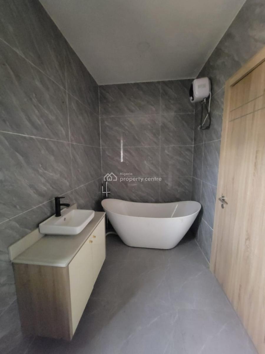 5 Bedroom Semi Detached Bedroom Duplex with Bq, Admiralty Way, Lekki Phase 1, Lekki, Lagos, Semi-detached Duplex for Sale