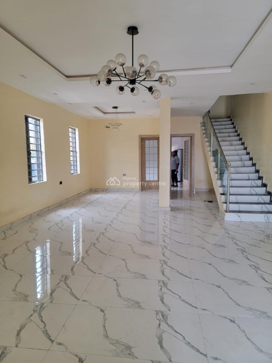 5 Bedroom Semi Detached Bedroom Duplex with Bq, Admiralty Way, Lekki Phase 1, Lekki, Lagos, Semi-detached Duplex for Sale
