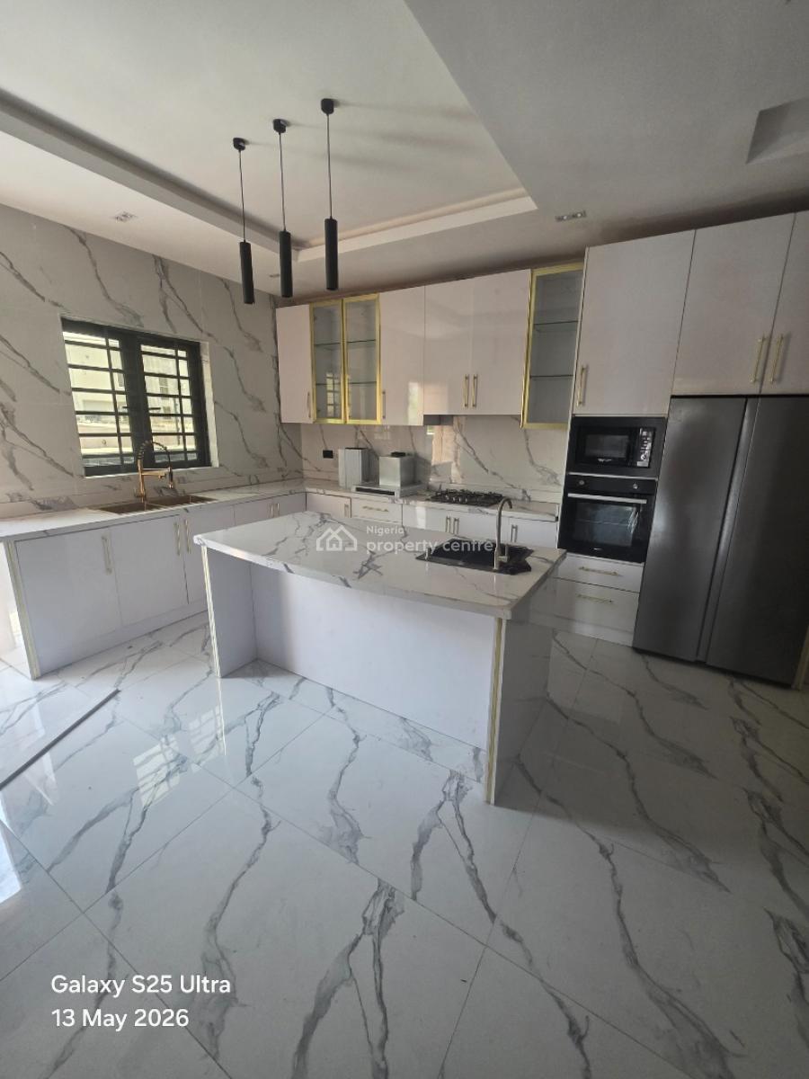 6 Bedroom Apartments with 2 Bq 2 Units 3 Bedroom Flat, Off Admiralty Way, Lekki Phase 1, Lekki, Lagos, Flat / Apartment for Sale