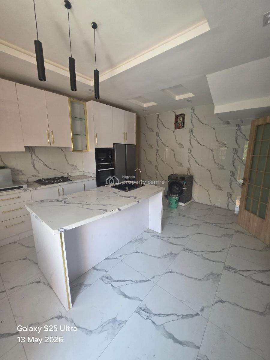 6 Bedroom Apartments with 2 Bq 2 Units 3 Bedroom Flat, Off Admiralty Way, Lekki Phase 1, Lekki, Lagos, Flat / Apartment for Sale