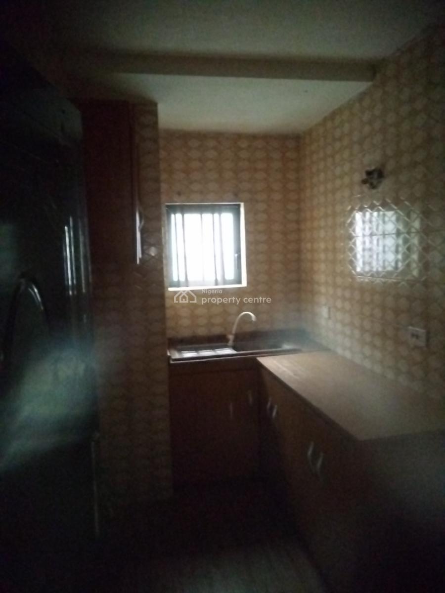 Sweet /neat 2 Bedroom Flat Upstairs, Back of Lbs, Beside Lekki Garden 3, Alasia, Ajah, Lagos, Flat / Apartment for Rent