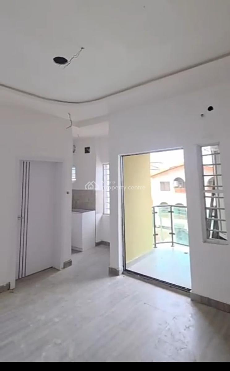 Executive Newly Built Mini Flat for Lease, Onike Iwaya, Yaba, Lagos, Mini Flat (room and Parlour) for Sale