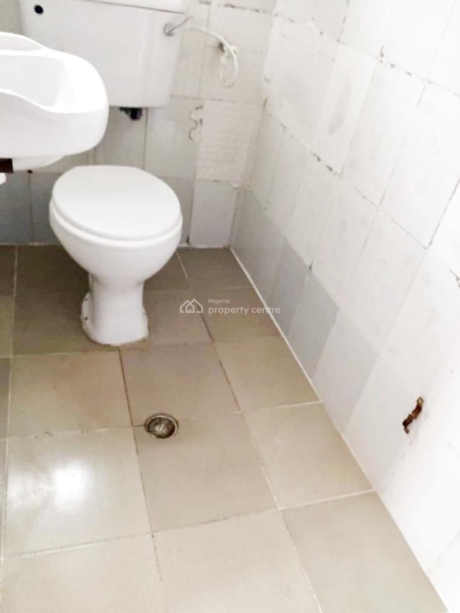 Luxury 3 Bedroom Flat, Olowora, Omole Phase 2, Ikeja, Lagos, Flat / Apartment for Rent
