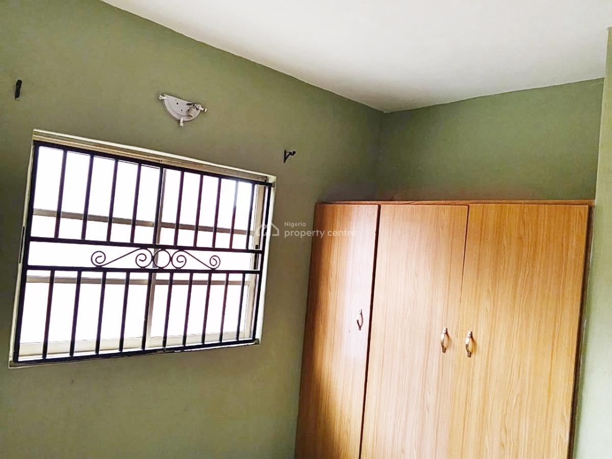 Luxury 3 Bedroom Flat, Olowora, Omole Phase 2, Ikeja, Lagos, Flat / Apartment for Rent