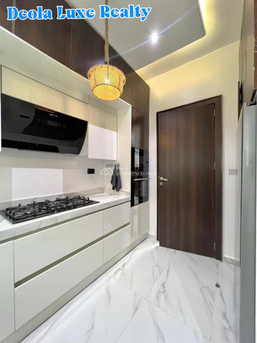 Tastfully Furnished 2 Bedroom Flat with Bq Available, Bratatek Close, Off Chibo Ofodile, Lekki Phase 1, Lekki, Lagos, Flat / Apartment for Rent