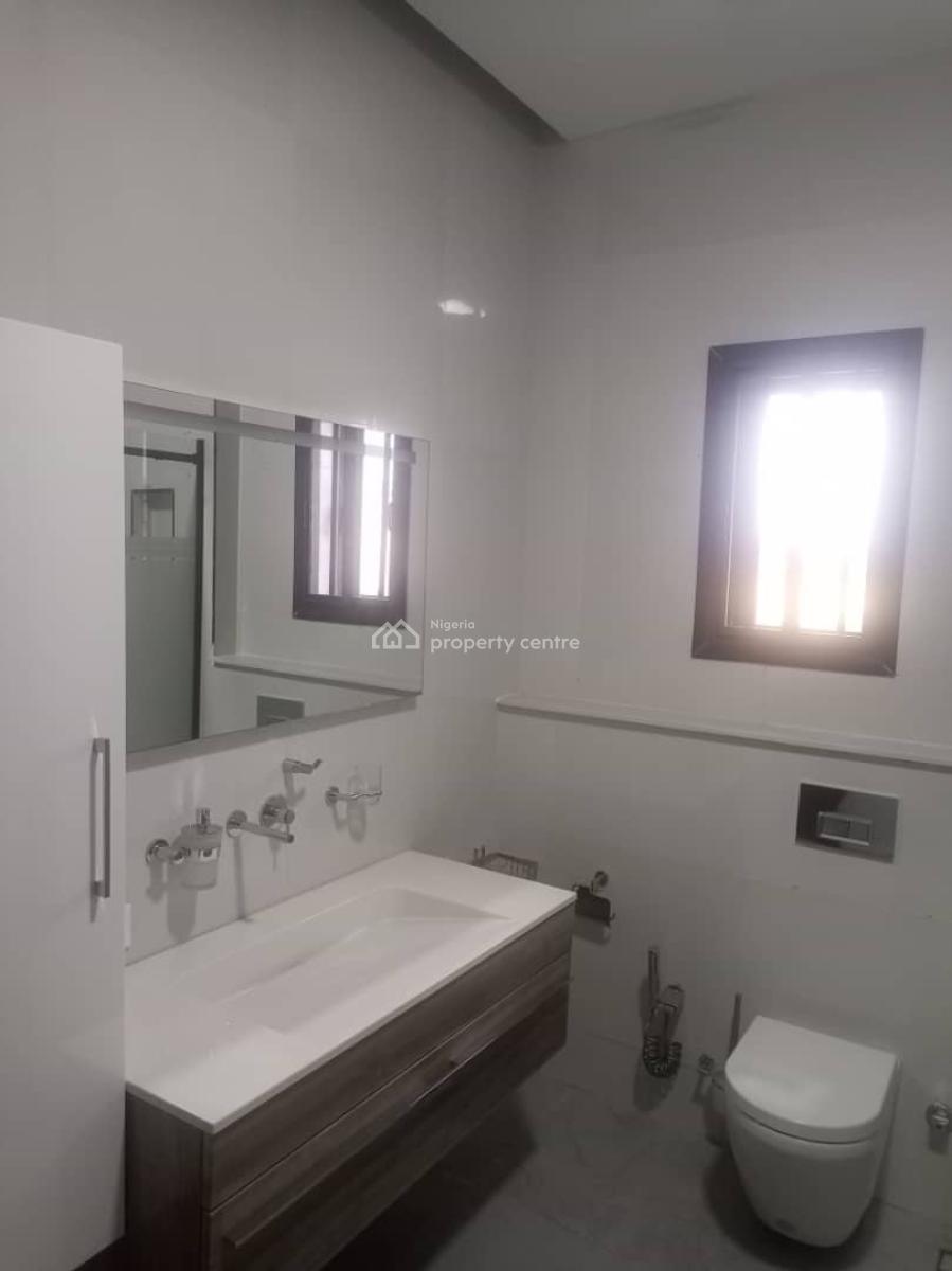 a Relatively New 5 Bedroom Detached Triplex with 2 Rooms Bq and a Study Room, Ikeja Gra, Ikeja, Lagos, Detached Duplex for Rent