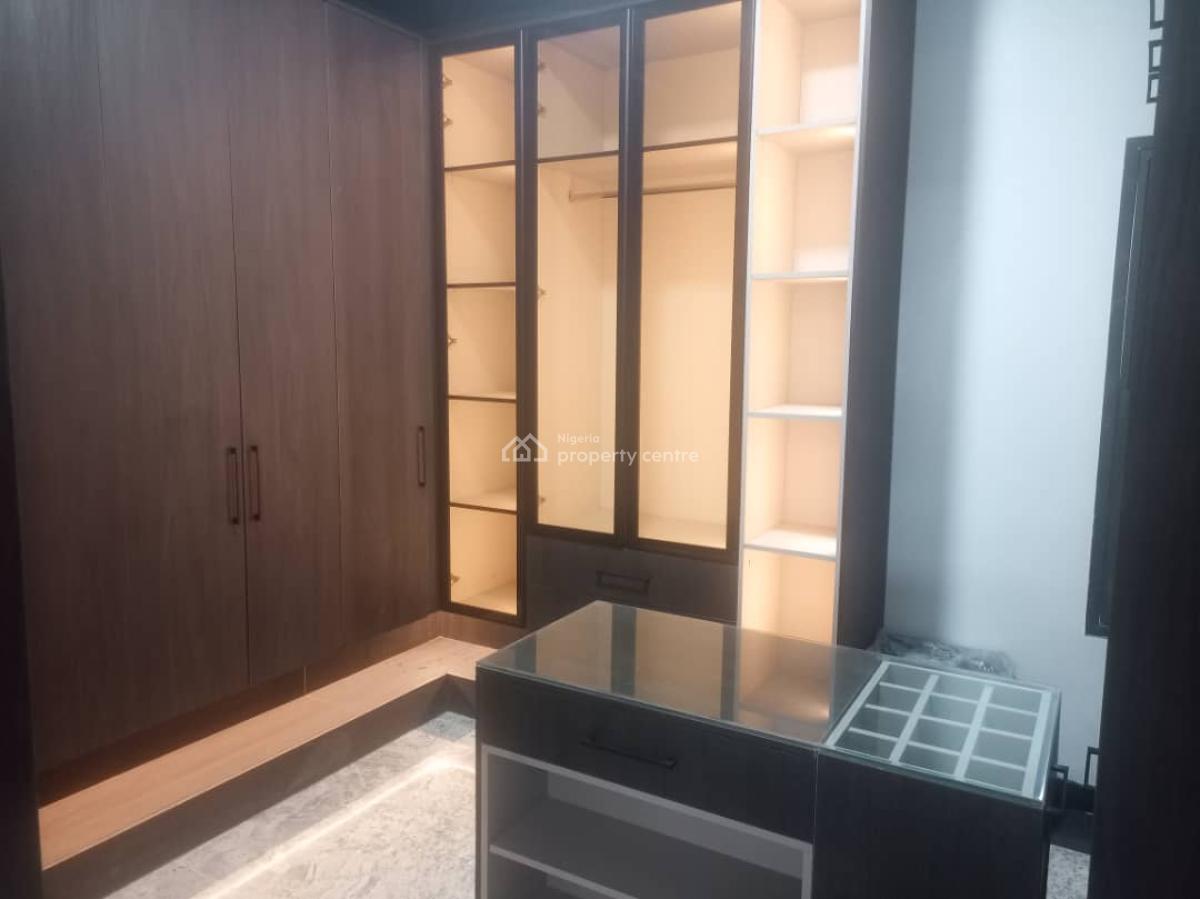 a Relatively New 5 Bedroom Detached Triplex with 2 Rooms Bq and a Study Room, Ikeja Gra, Ikeja, Lagos, Detached Duplex for Rent