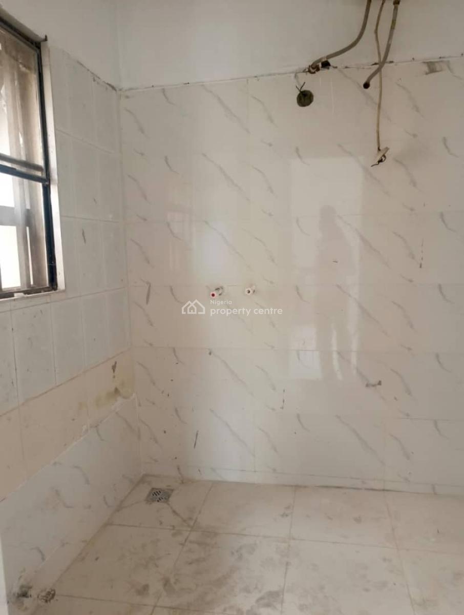 Stunning Mini Flat and Self-con in a Secure Estate, Lekki Phase 1, Lekki, Lagos, Flat / Apartment for Rent