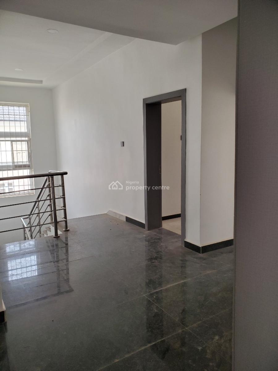 Luxury 5-bedroom Detached Duplex with 2-room Boys Quarter, Asokoro District, Abuja, Detached Duplex for Rent