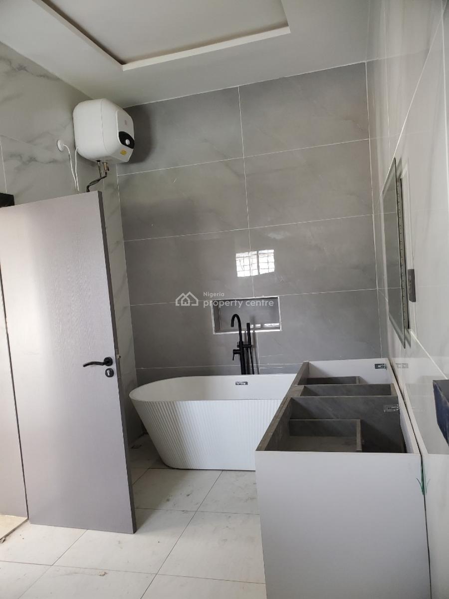 Luxury 5-bedroom Detached Duplex with 2-room Boys Quarter, Asokoro District, Abuja, Detached Duplex for Rent