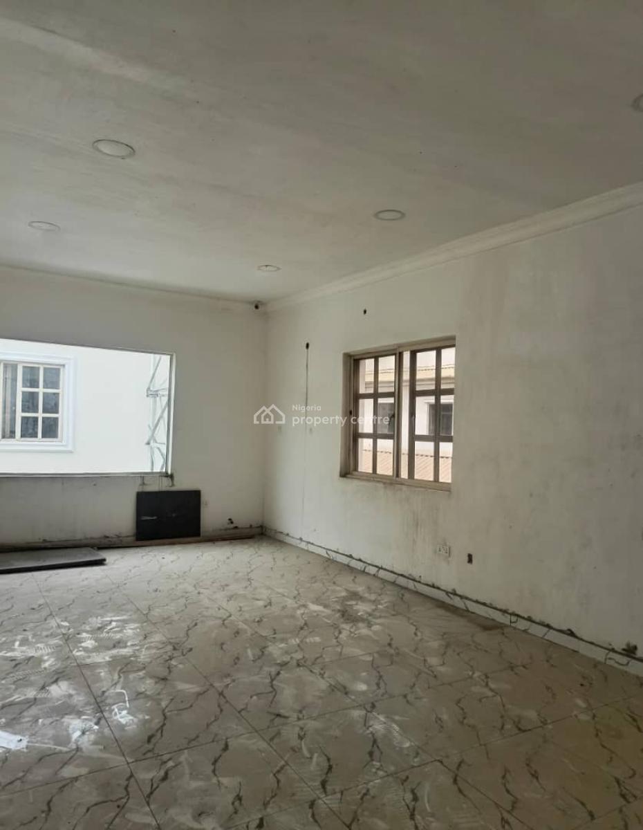 Open Space Which Can Be Use As Office Space in a Strategic Location, Lekki Phase 1 Admiralty, Lekki, Lagos, Office Space for Rent
