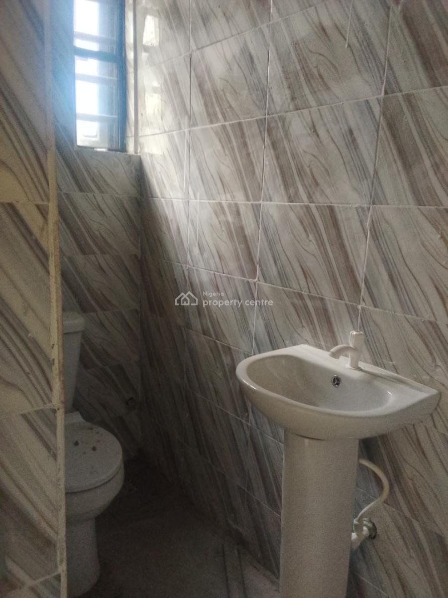 2bedroom Flat, Golf Road, Lakowe, Ibeju Lekki, Lagos, Flat / Apartment for Rent