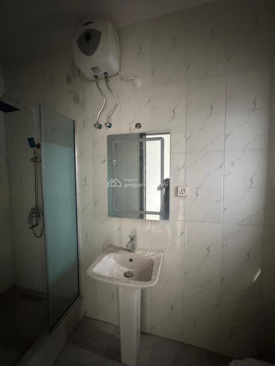 Amazing 2 Bedroom Apartment, Ologolo, Lekki, Ologolo, Lekki, Lagos, Flat / Apartment for Rent