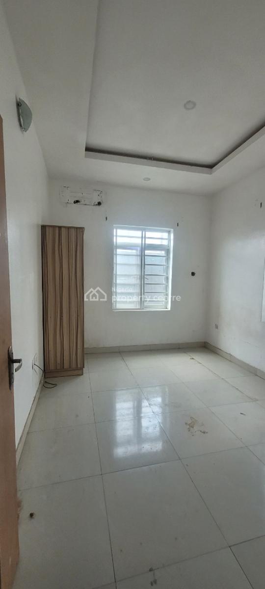 Spacious  2 Bedroom Flat, Sangotedo, Ajah, Lagos, Flat / Apartment for Rent