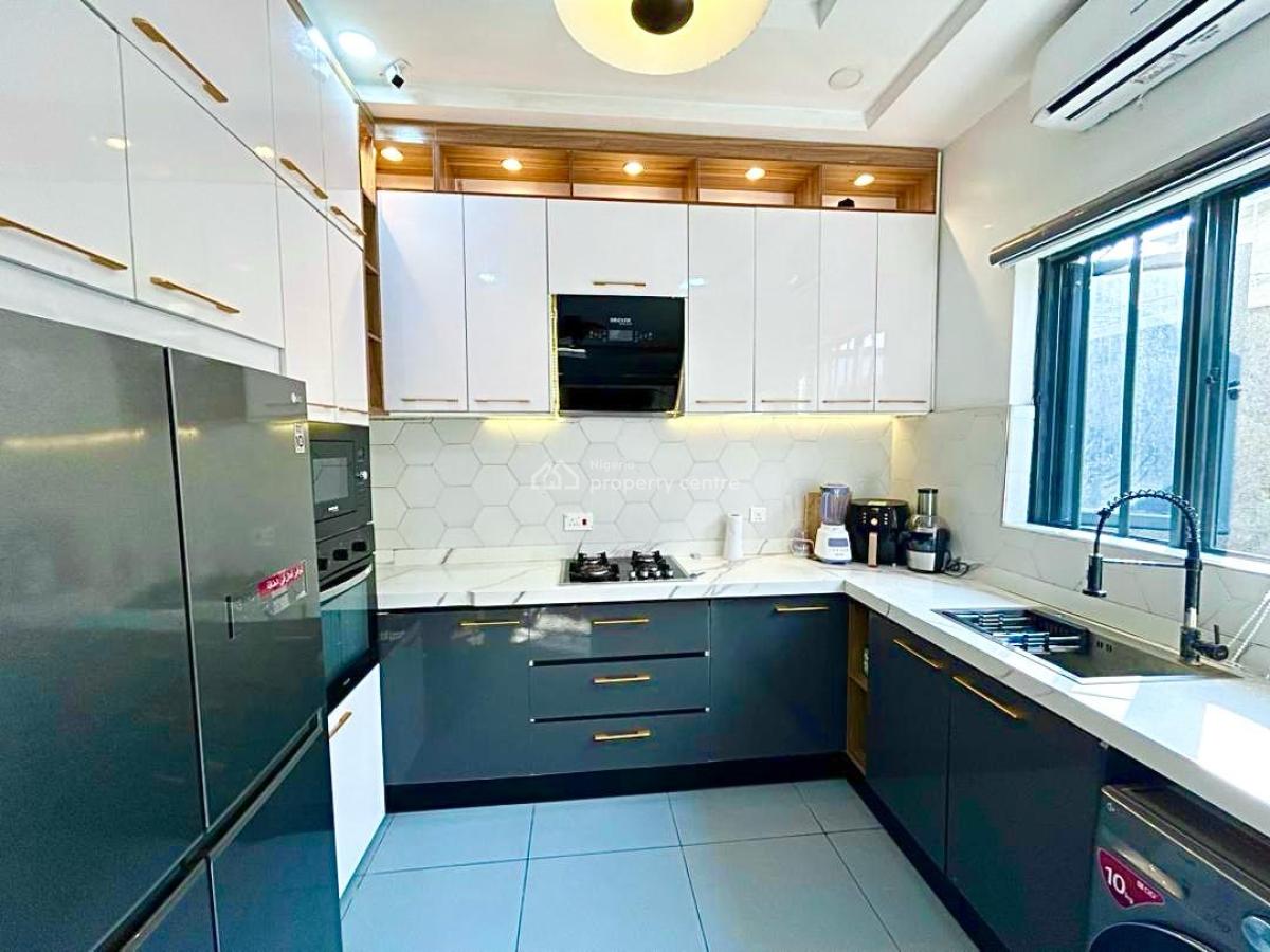 Luxury 3 Bedroom Penthouse with Seaview, Ps5, Snooker, Table Tennis, Lekki Phase 1, Lekki, Lagos, Flat / Apartment Short Let