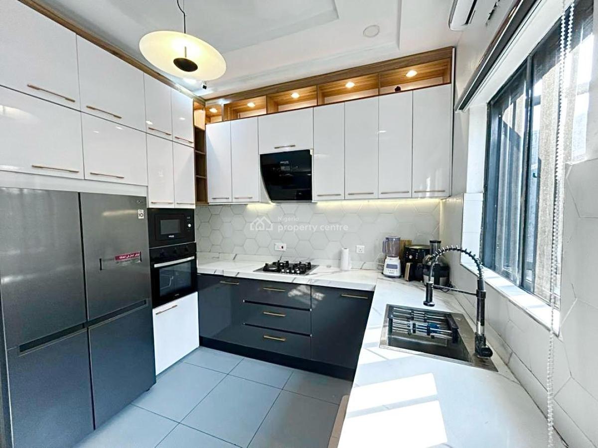 Luxury 3 Bedroom Penthouse with Seaview, Ps5, Snooker, Table Tennis, Lekki Phase 1, Lekki, Lagos, Flat / Apartment Short Let
