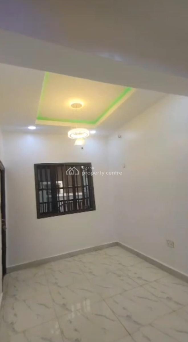 Super Clean Spaciously Built 2 Bedrooms Flat Very Good One, Gaduwa, Abuja, Flat / Apartment for Rent