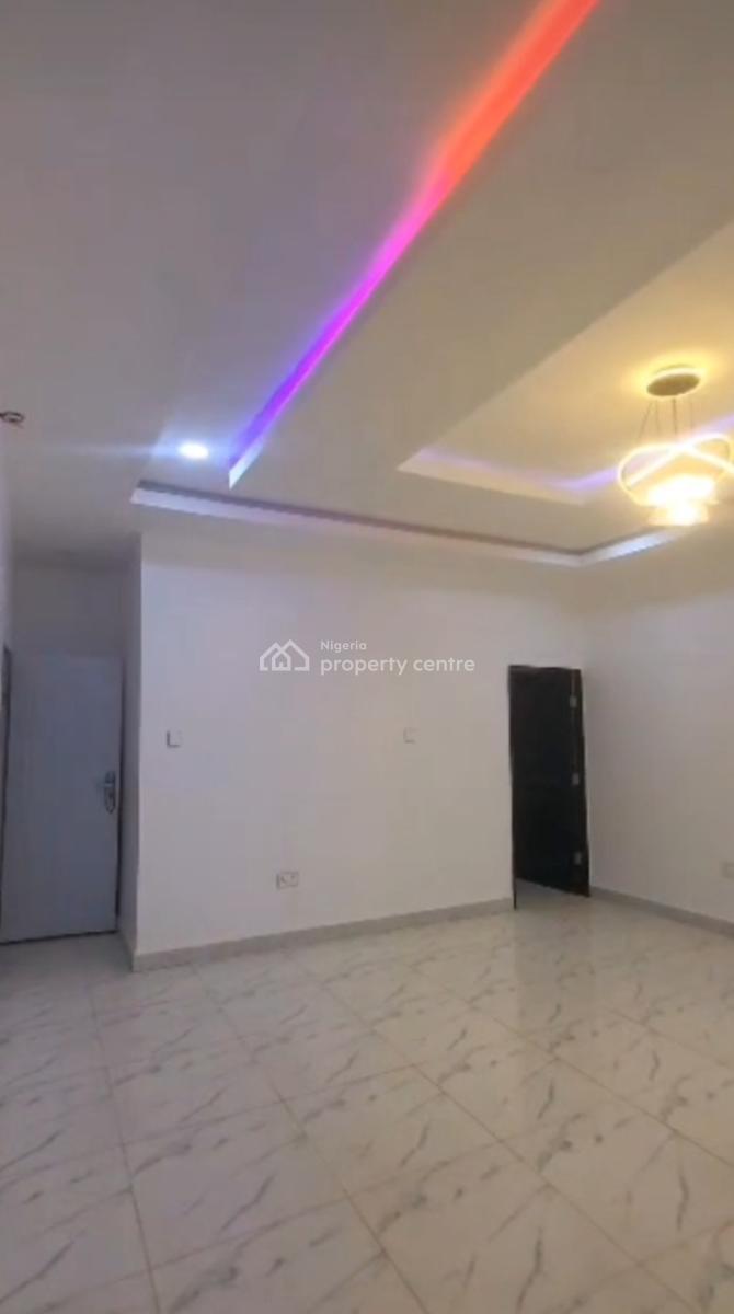 Super Clean Spaciously Built 2 Bedrooms Flat Very Good One, Gaduwa, Abuja, Flat / Apartment for Rent