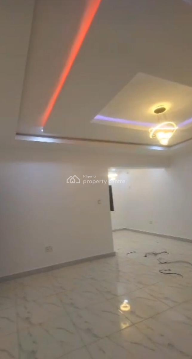 Super Clean Spaciously Built 2 Bedrooms Flat Very Good One, Gaduwa, Abuja, Flat / Apartment for Rent