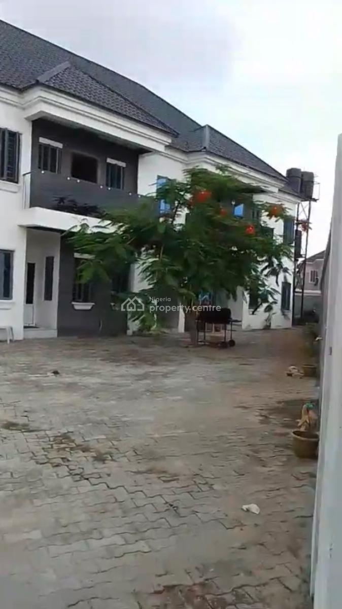Single Room in a Shared 3 Bedroom Shared Apartment Available, Thera Annex Estate, Sangotedo, Ajah, Lagos, Flat / Apartment for Rent