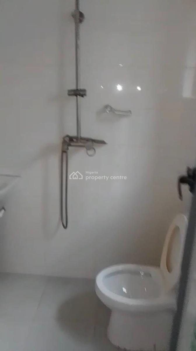 Single Room in a Shared 3 Bedroom Shared Apartment Available, Thera Annex Estate, Sangotedo, Ajah, Lagos, Flat / Apartment for Rent