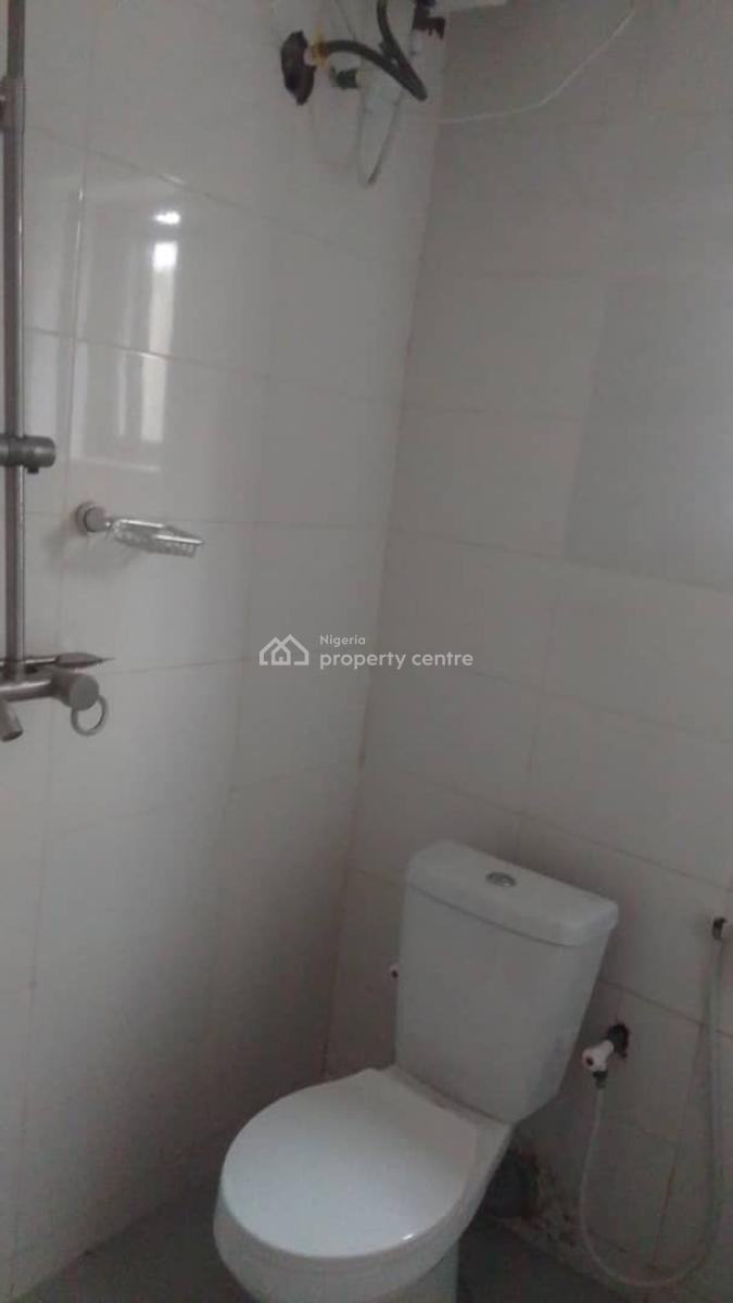 Single Room in a Shared 3 Bedroom Shared Apartment Available, Thera Annex Estate, Sangotedo, Ajah, Lagos, Flat / Apartment for Rent